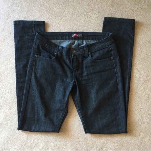 DONATED - Picture 1 of 4